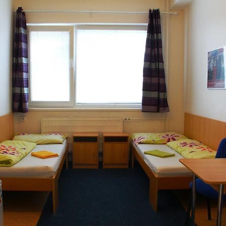 Hostel Narva Bratislava Esterno foto