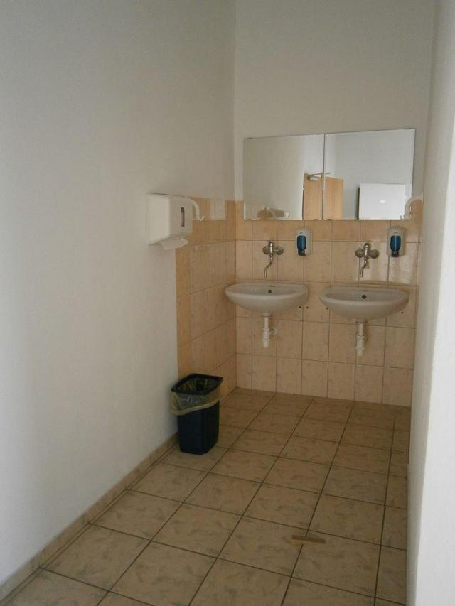 Hostel Narva Bratislava Esterno foto