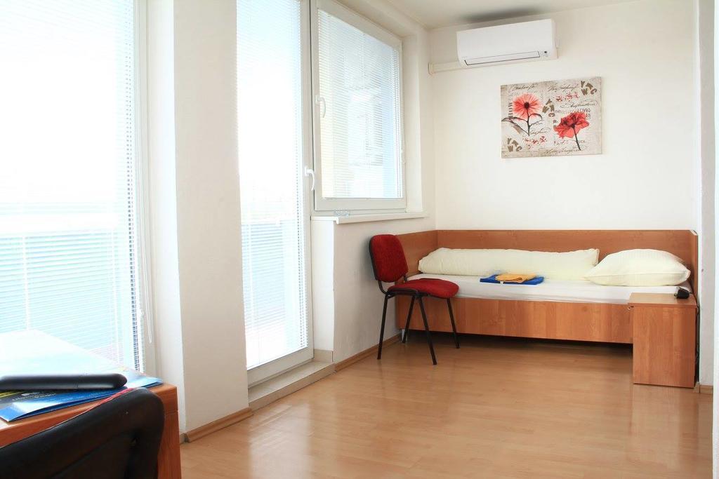 Hostel Narva Bratislava Esterno foto