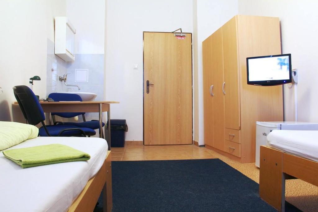 Hostel Narva Bratislava Esterno foto