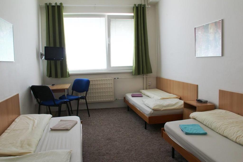 Hostel Narva Bratislava Esterno foto